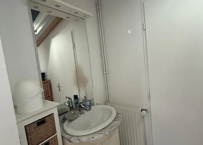 Beautiful For 8 People With Pool Vila *